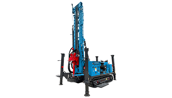 Crawler water well drilling rig